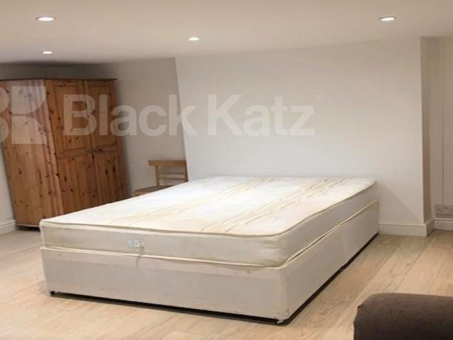 Studio for rent in St. John's Wood, Greater London