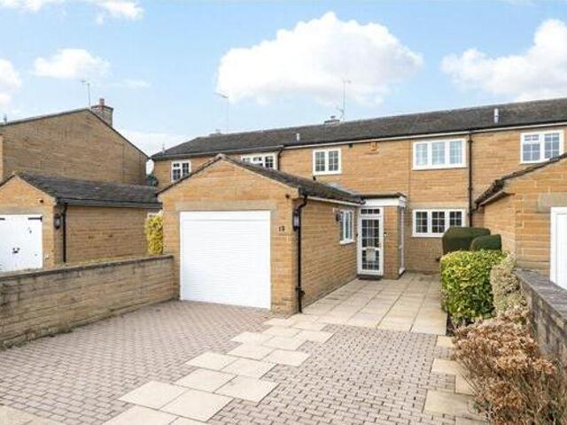 House for sale in Harewood, West Yorkshire