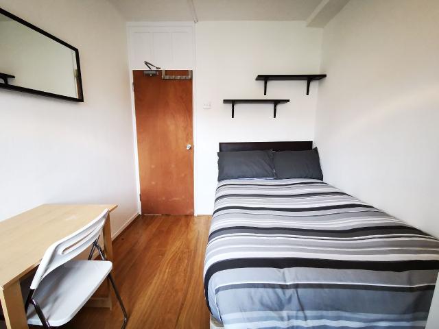 Room for rent in Ocean Estate, Mile End