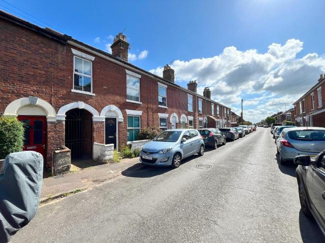 House for rent in Lakenham, East Bank
