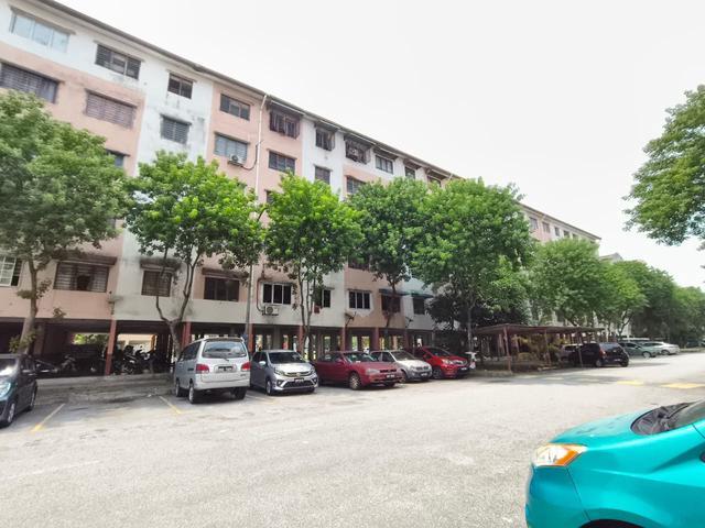 Flat for sale in Petaling, Alam Impian