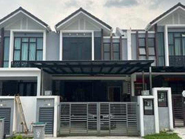 Terraced House for sale in Tanjong Sepat, Selangor