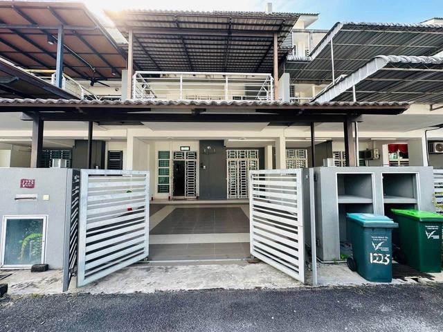 Terraced House for sale in Lunas, Kedah