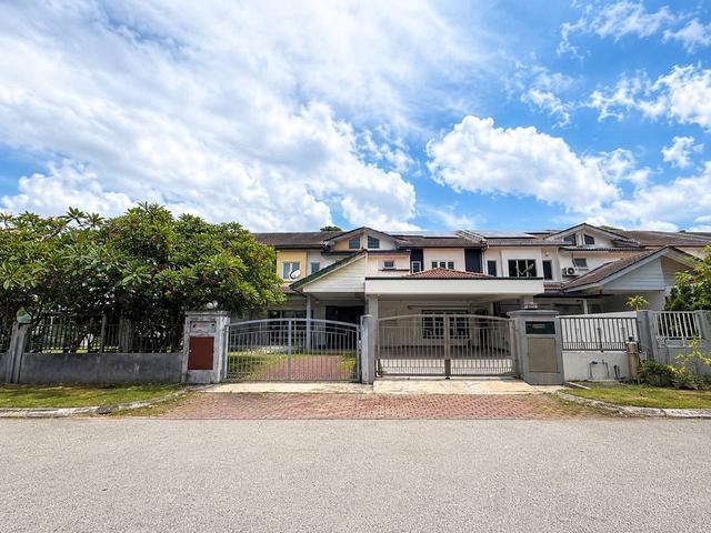 Terraced House for sale in Alam Impian, Selangor