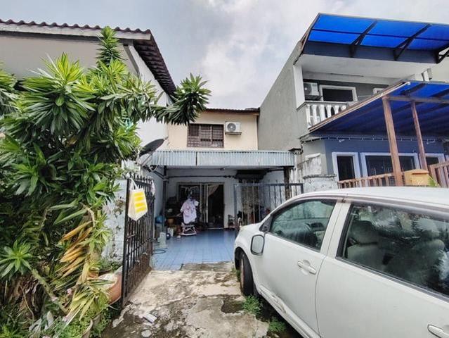 Terraced House for sale in Langat, Selangor