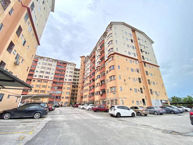 Apartment for sale in Port Klang, Selangor