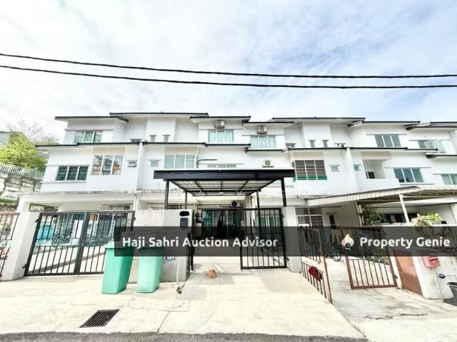 Townhouse for sale in Kajang, Langat