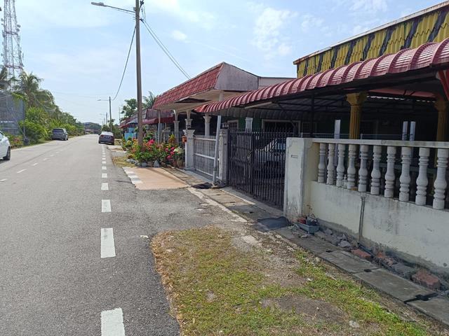 Terraced House for sale in Tanjong Karang, Selangor