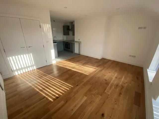 Apartment for rent in Calderstones