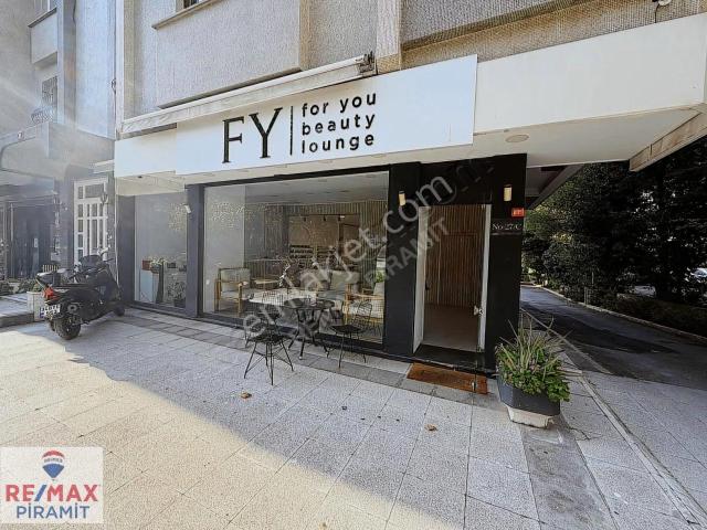 Sahrayı Cedit Mahallesi, Kadiköy içerisinde kiralık Dükkan