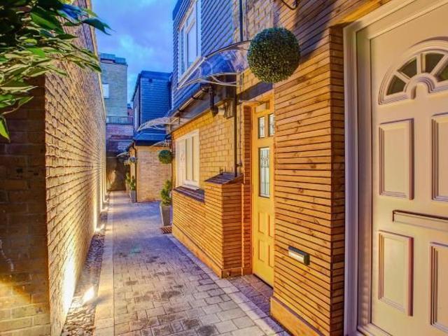 Apartment for rent in Harringay, Greater London