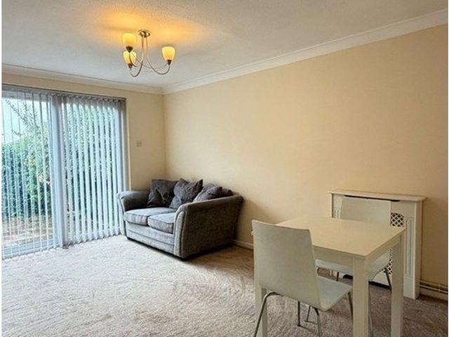 House for rent in Caversham Park, Reading
