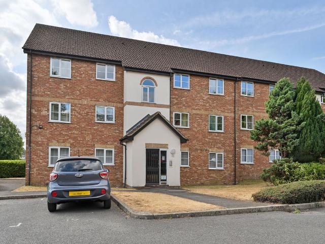 Apartment for rent in Batchworth, Hertfordshire