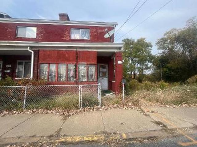 House for sale in Mc Kees Rocks