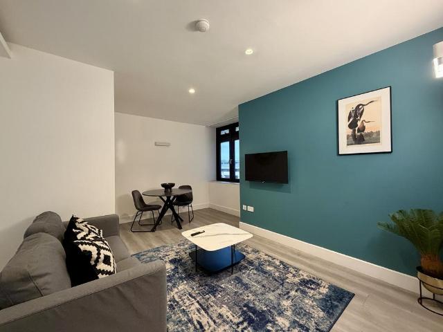 Apartment for rent in London Borough of Hounslow, Spring Grove