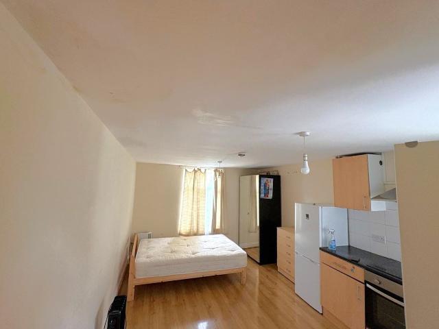 Apartment for rent in Harlesden, Greater London