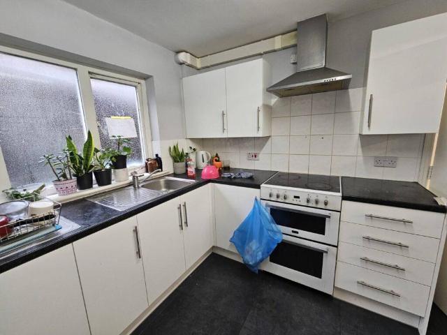 Apartment for rent in Harlesden, Greater London