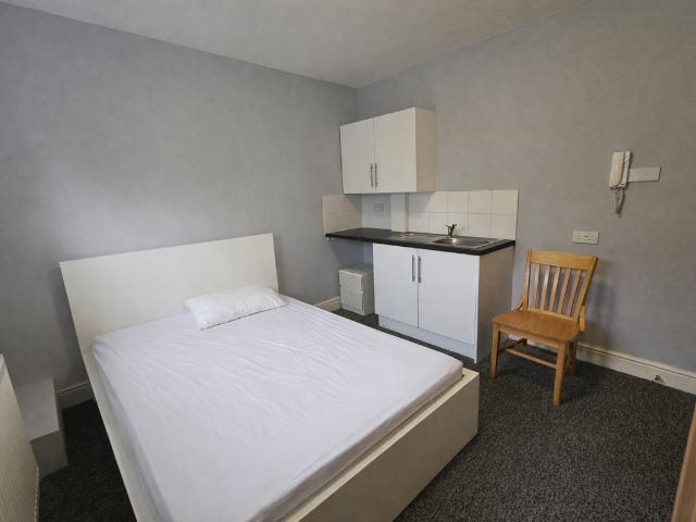 Studio for rent in Harlesden, Greater London