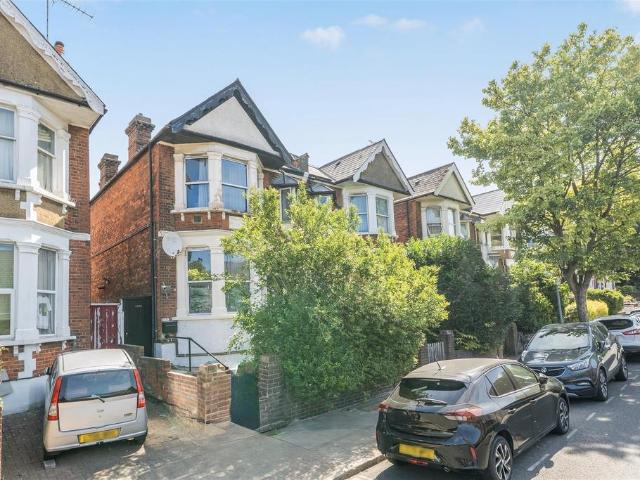 House for rent in Harlesden, Greater London
