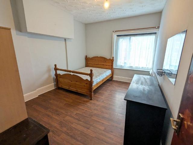 House for rent in Harlesden, Greater London
