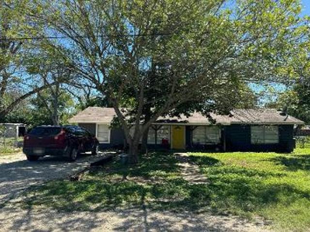 House for sale in Center Point, Texas