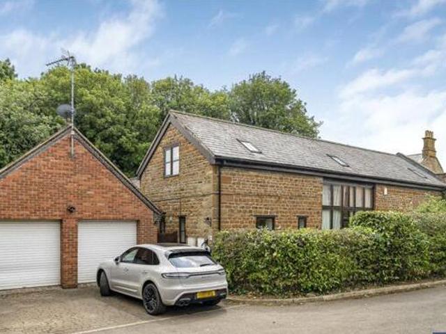 House for sale in Northampton, Northamptonshire