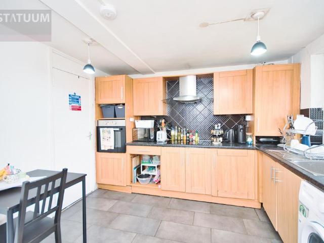 House for rent in Old Ford, Bow