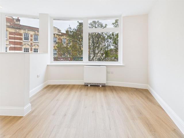 House for rent in St Margarets, Greater London