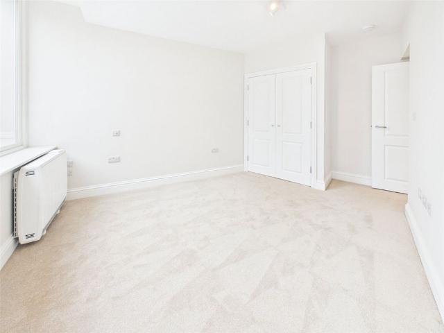Apartment for rent in St Margarets, Greater London