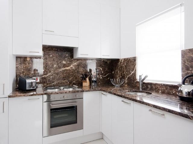 Apartment for rent in Oval, Greater London