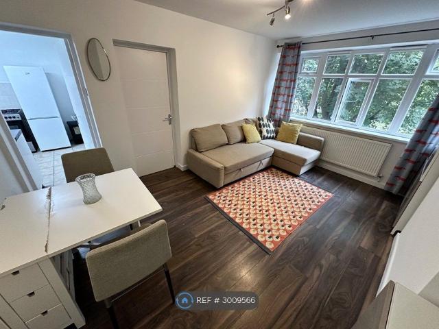 Apartment for rent in Battersea, Greater London