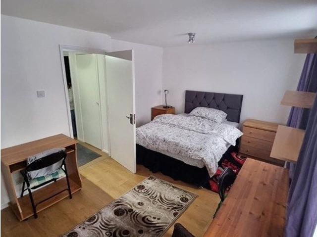 Room for rent in Charlton Riverside, Greater London