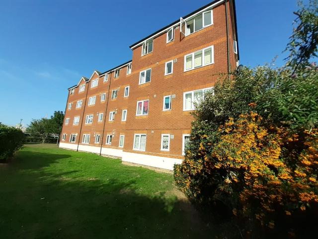 Apartment for rent in Charlton Riverside, Greater London