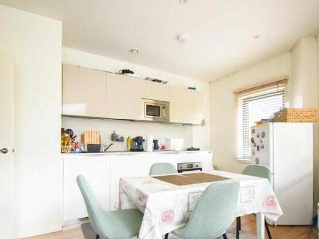 House for sale in Hayes