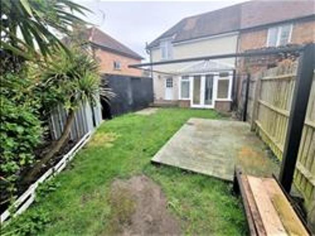 House for rent in London Borough of Hounslow, Feltham