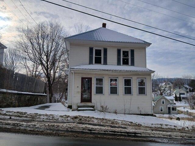 House for sale in Mexico, Maine