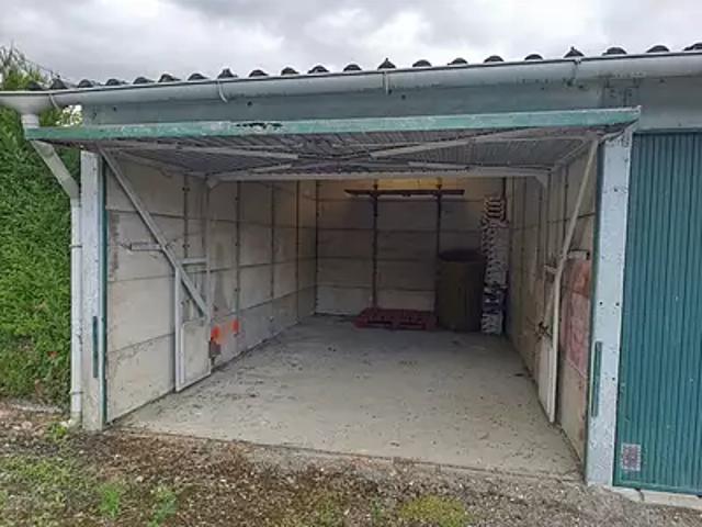 Garage vente à Saint-Quentin, Harly