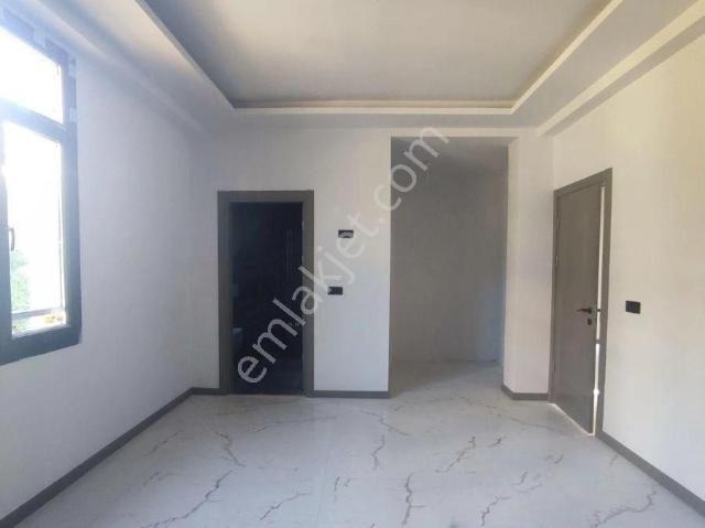 Uşak Merkez içerisinde satılık Villa