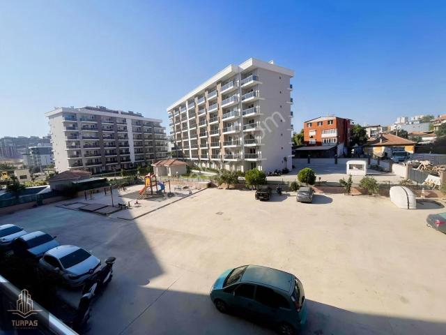 Çiğli, İzmir içerisinde kiralık mülk