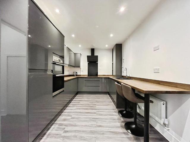 House for rent in New Catton, East Bank