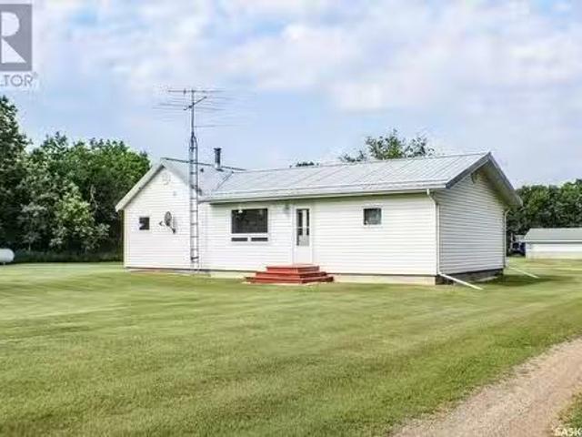 House for sale in Flett's Springs, Saskatchewan