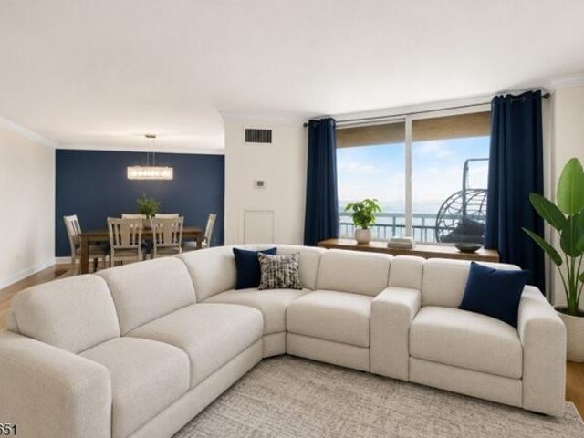 Condo for sale in Hudson, New Jersey