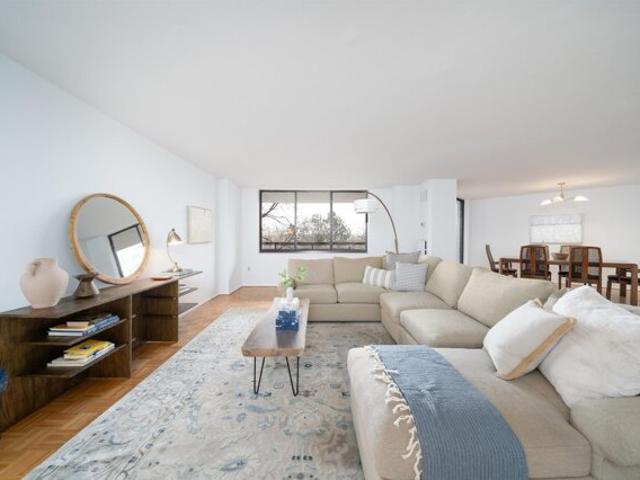 Condo for sale in Hudson, New Jersey