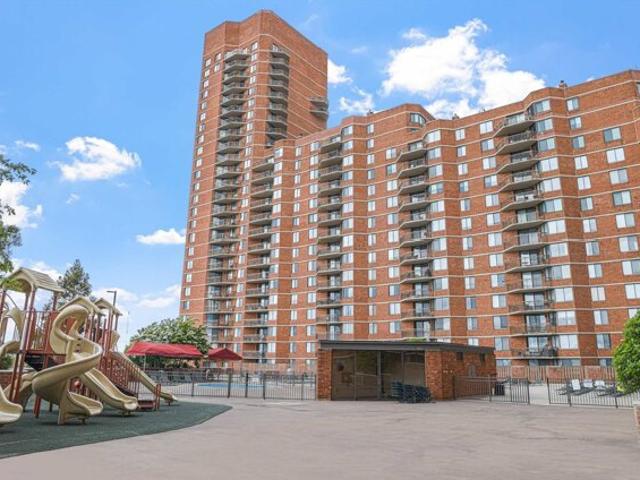 Condo for sale in Hudson, New Jersey