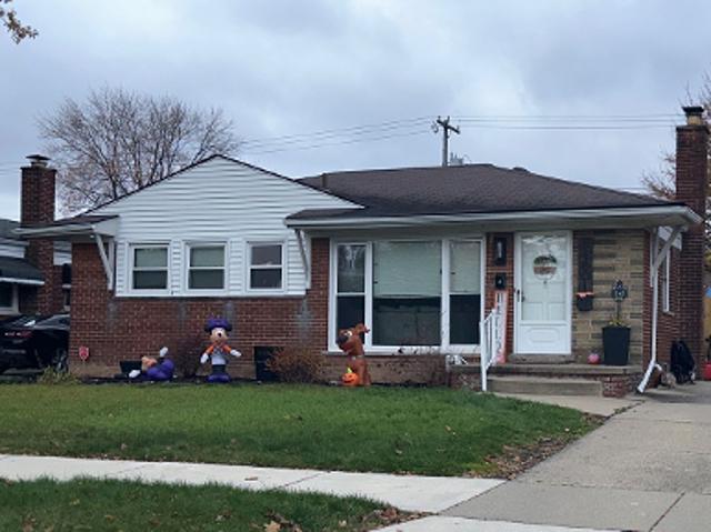 House for sale in Saint Clair Shores, Macomb County