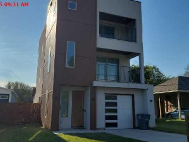 Property for sale in Wheatley Place Historic District, Dallas