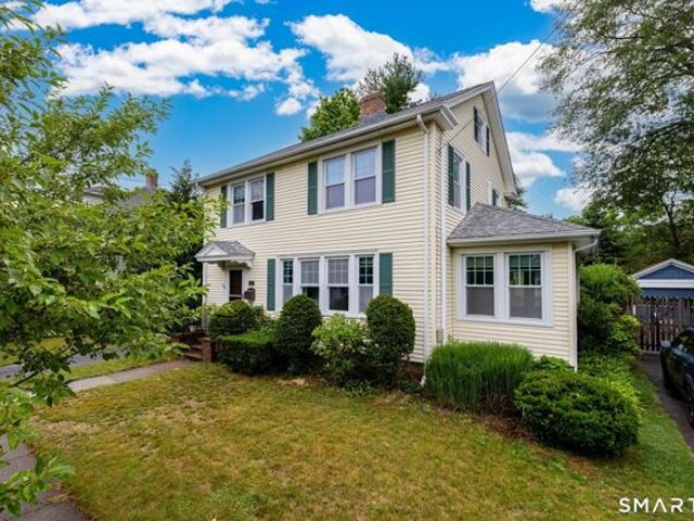 House for sale in Hamden, Connecticut