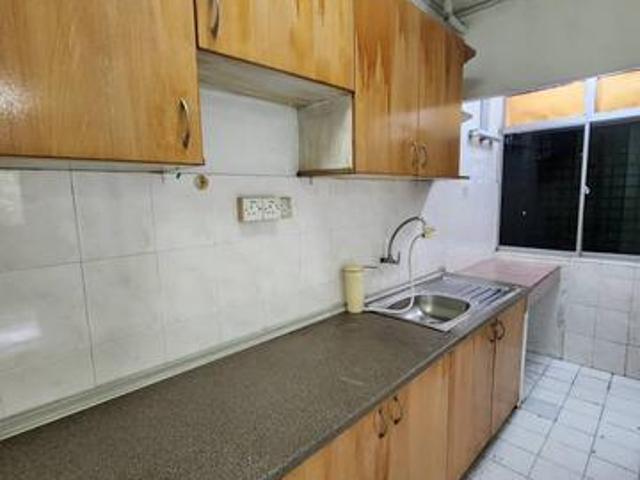Apartment for sale in Petaling, Damansara Damai