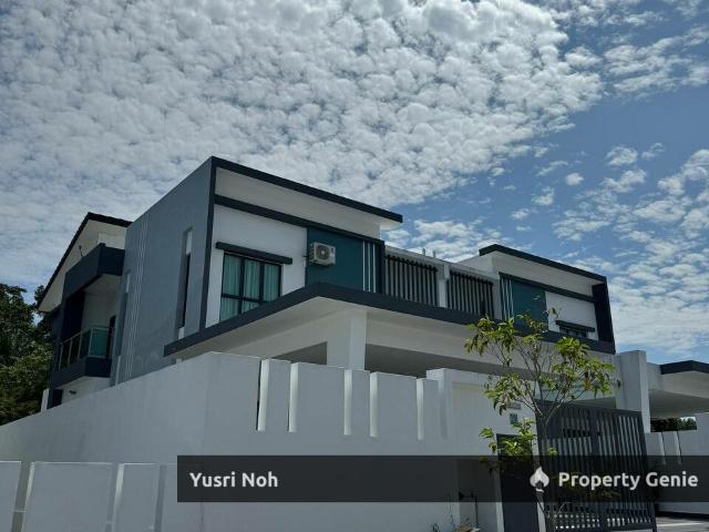 Residential House for sale in Tanjong Sepat, Selangor