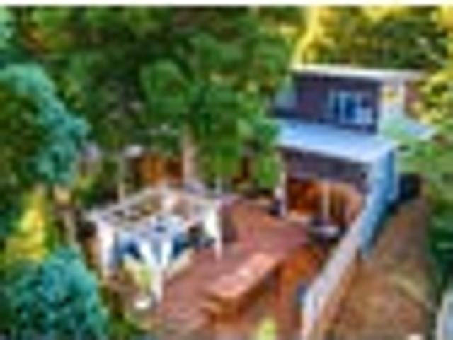 House for sale in Oratia